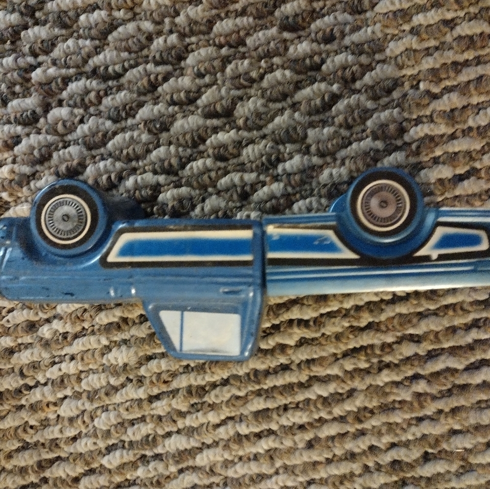 Vintage aftershave holders